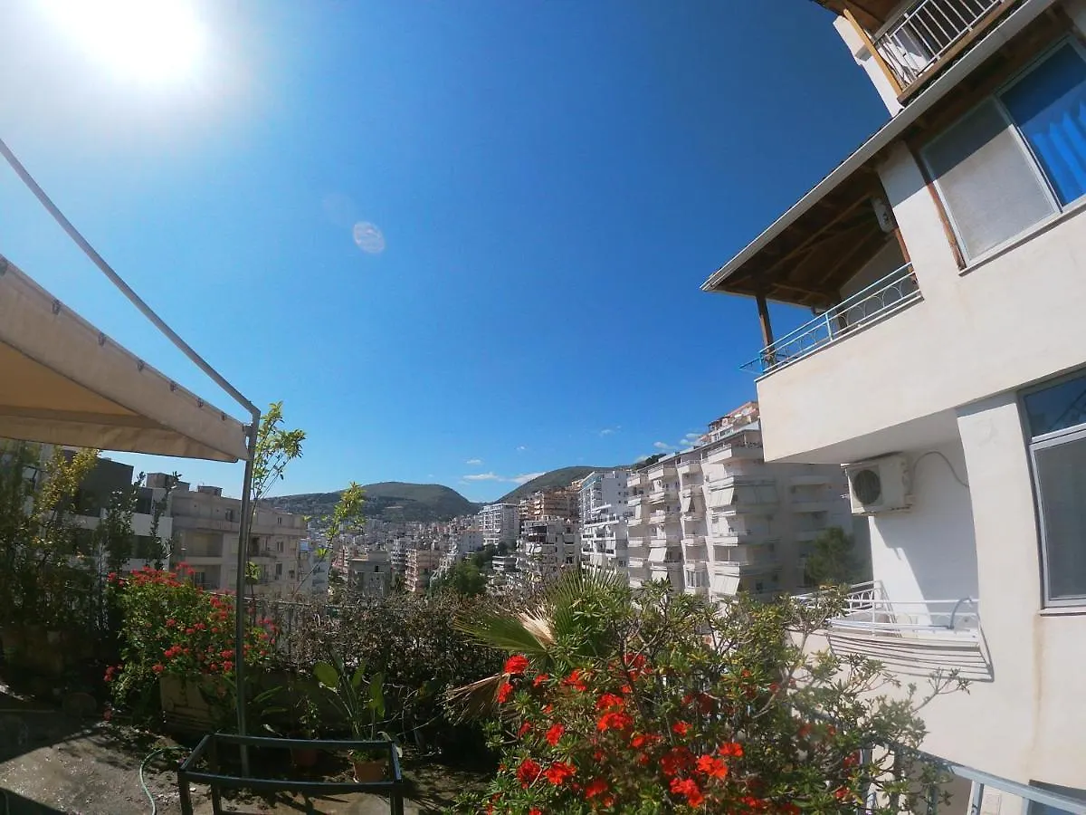 Honey Apartments Near Promenade Sarande