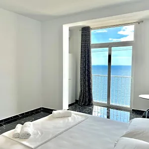 Apartment Redi's Seaview, Sarande