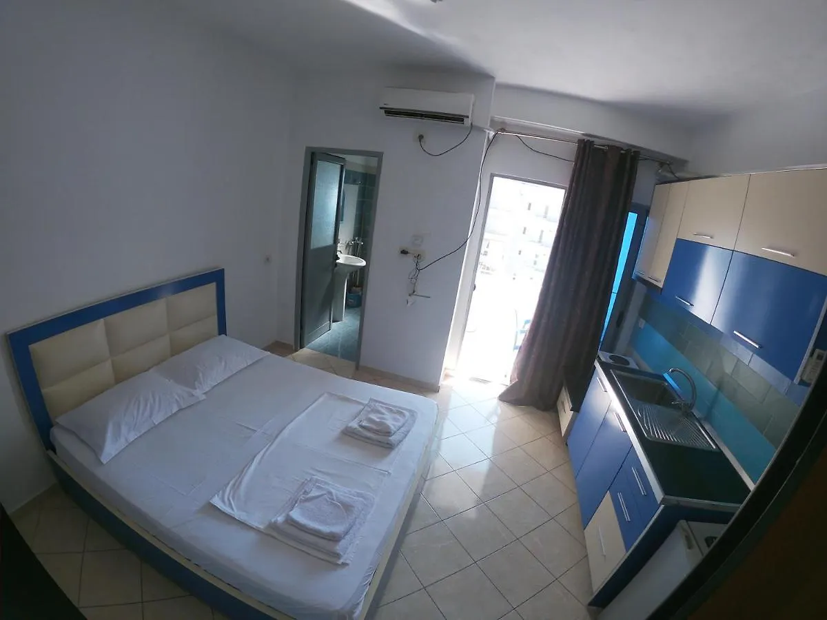 Honey Apartments Near Promenade Saranda