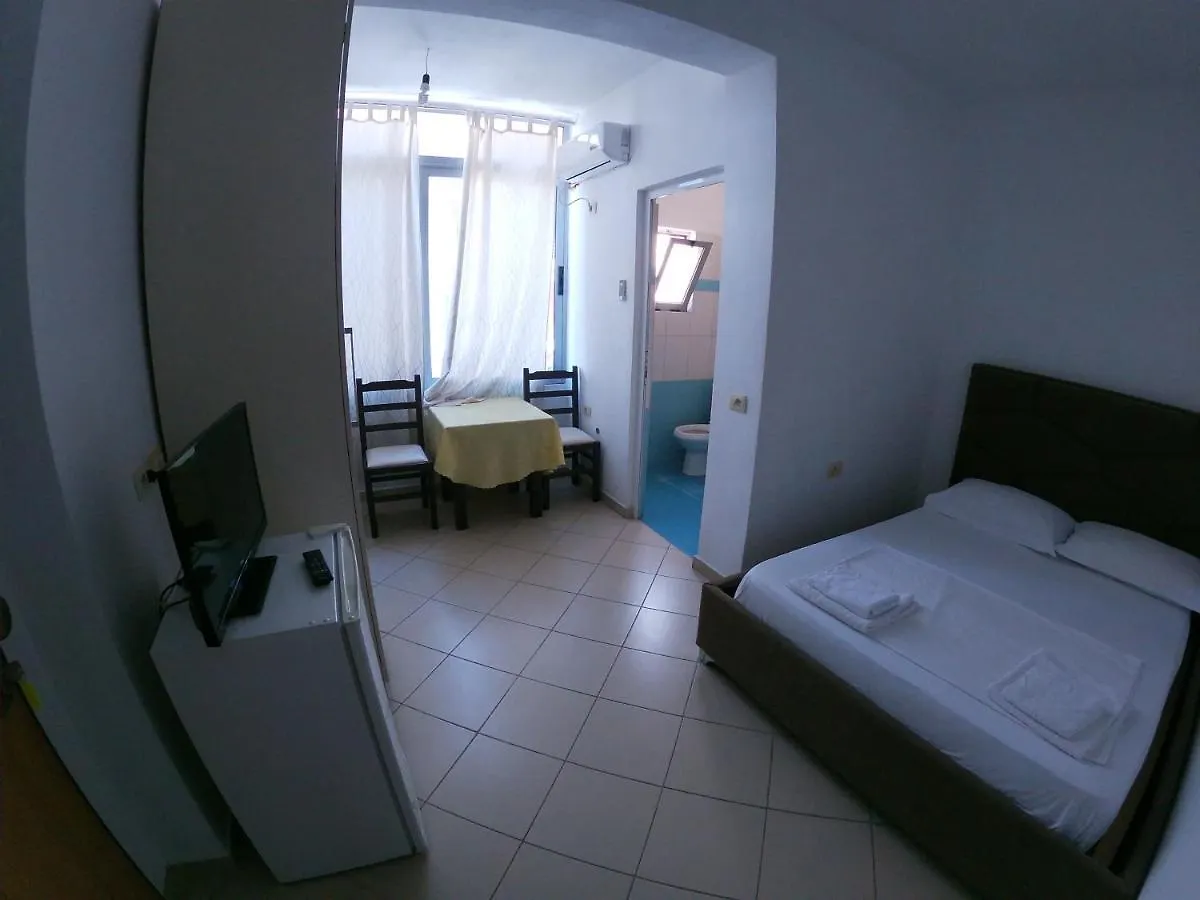 Honey Apartments Near Promenade Saranda 0*,  Albanie